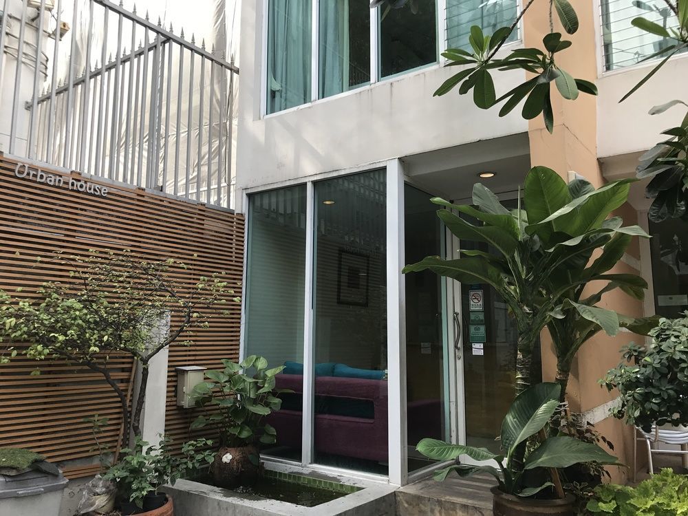 Urban House Hotel Bangkok Luaran gambar