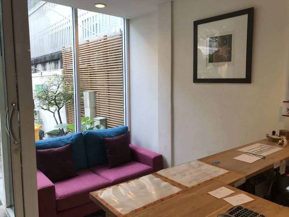 Urban House Hotel Bangkok Luaran gambar