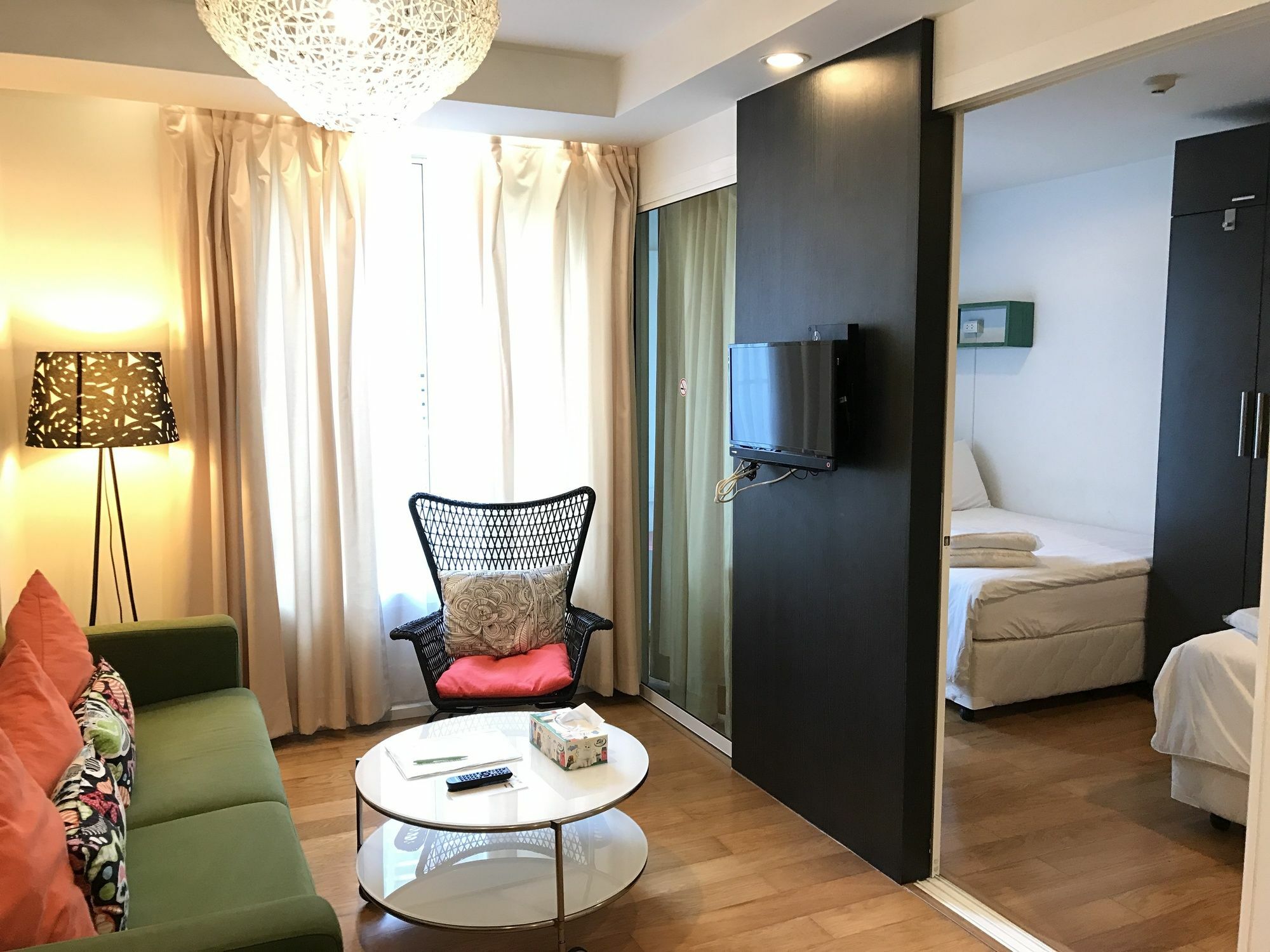 Urban House Hotel Bangkok Luaran gambar