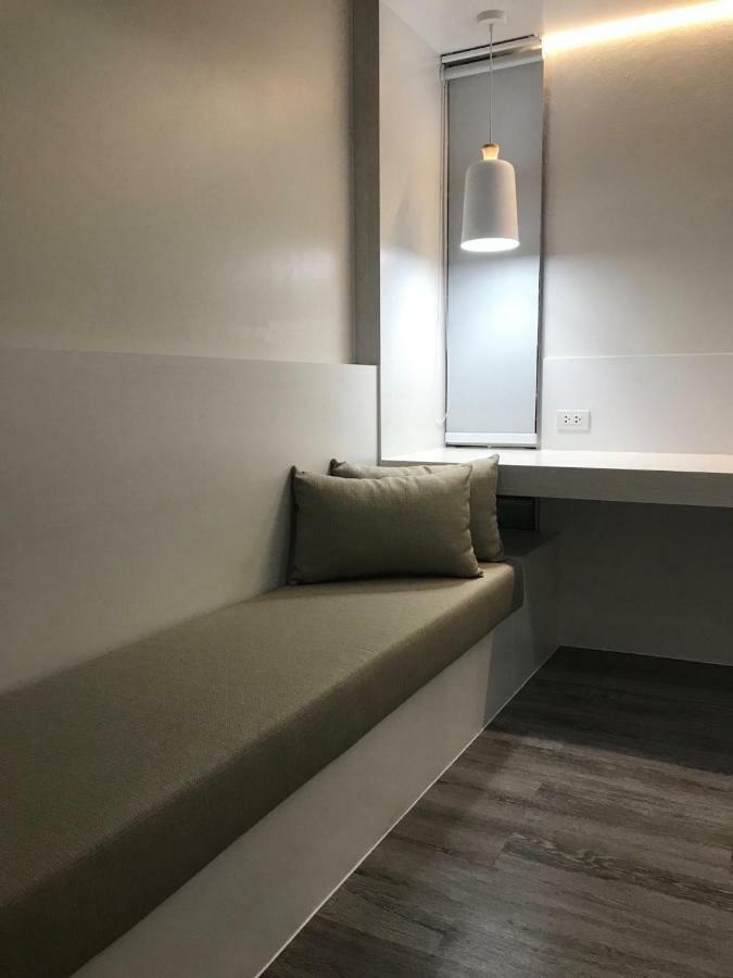 Urban House Hotel Bangkok Luaran gambar