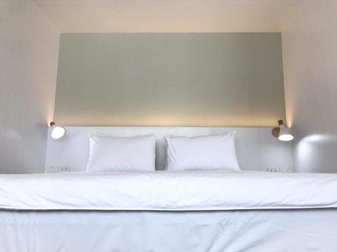 Urban House Hotel Bangkok Luaran gambar